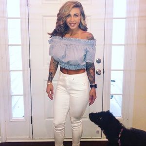 Pin strip off the shoulder crop